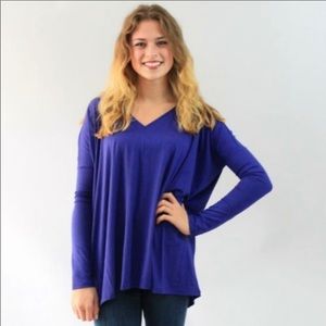 Cobalt V-Neck PIKO